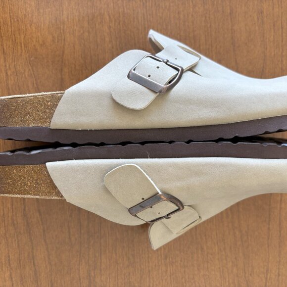 New, Cushionare no tags or box.  Women's beige mules Low Shipping - Picture 3 of 6